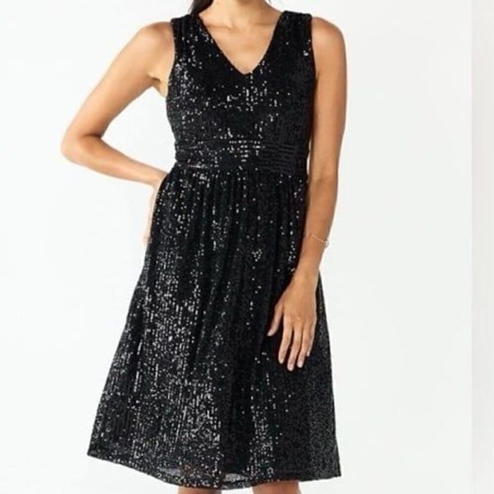 Draper James RSVP Sleeveless V-Neck Sequin Dress-Size 8